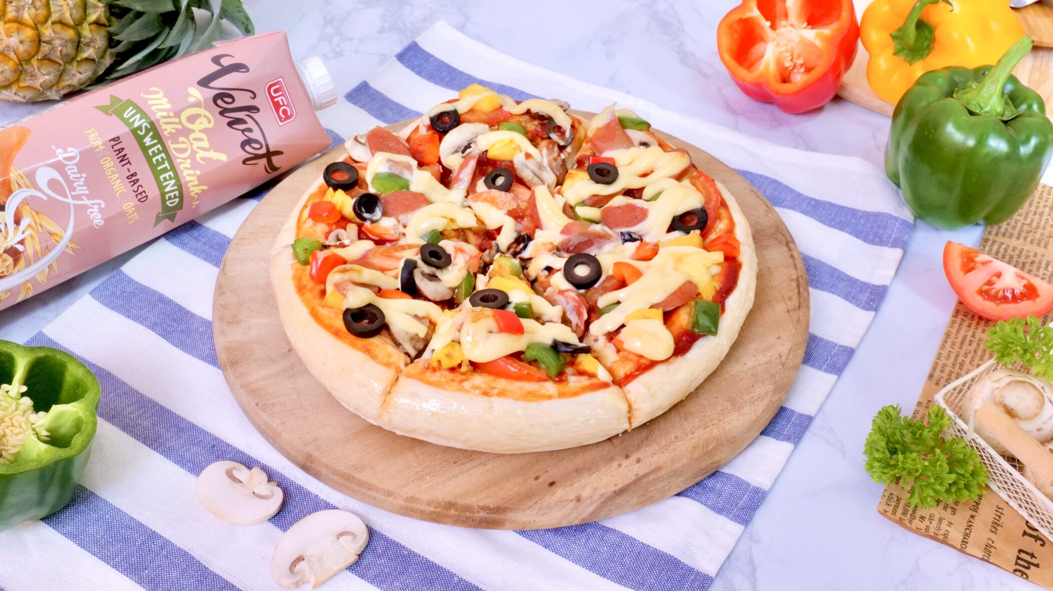 Vegan Pizza - UFC REFRESH COCONUT WATER