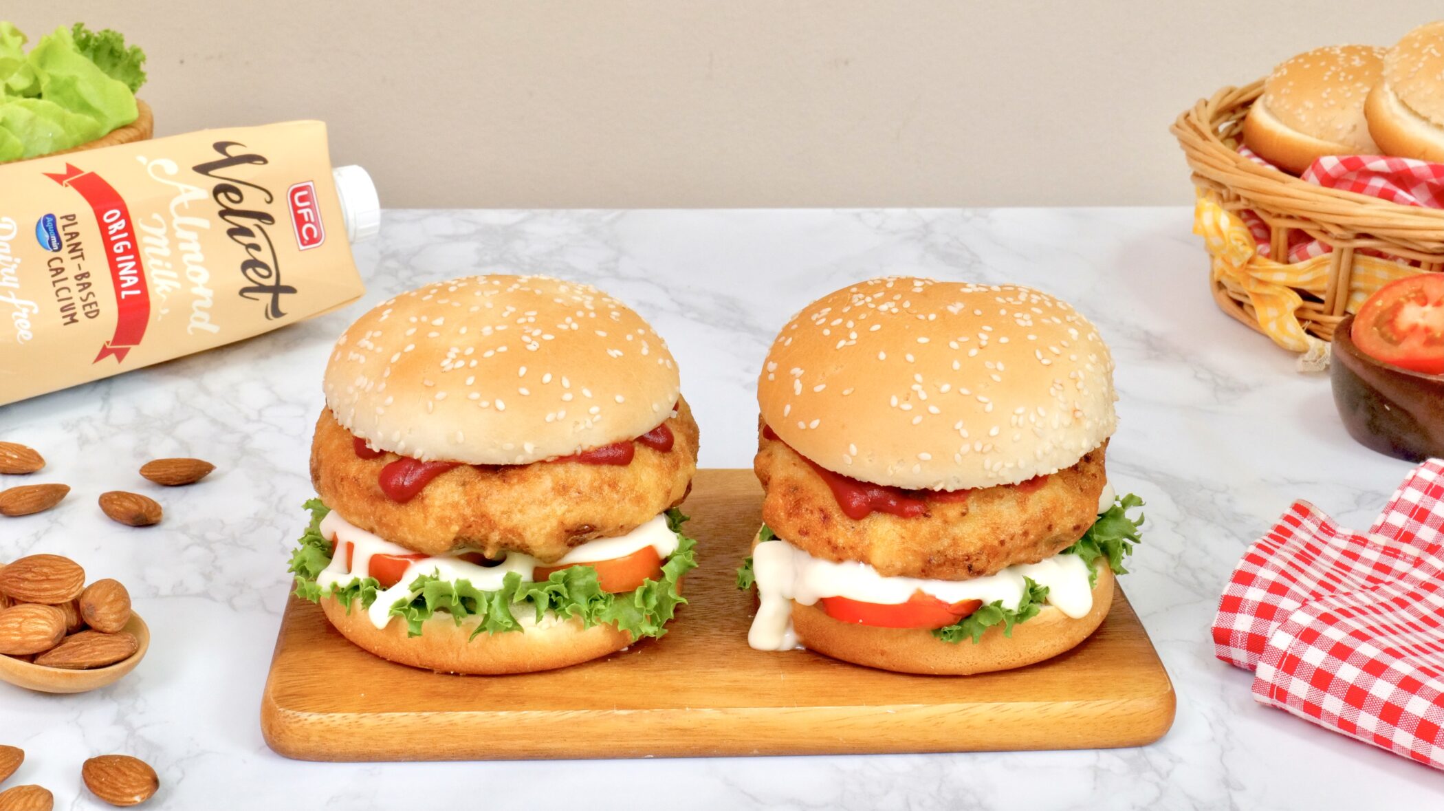 Vegan Burger - UFC REFRESH COCONUT WATER