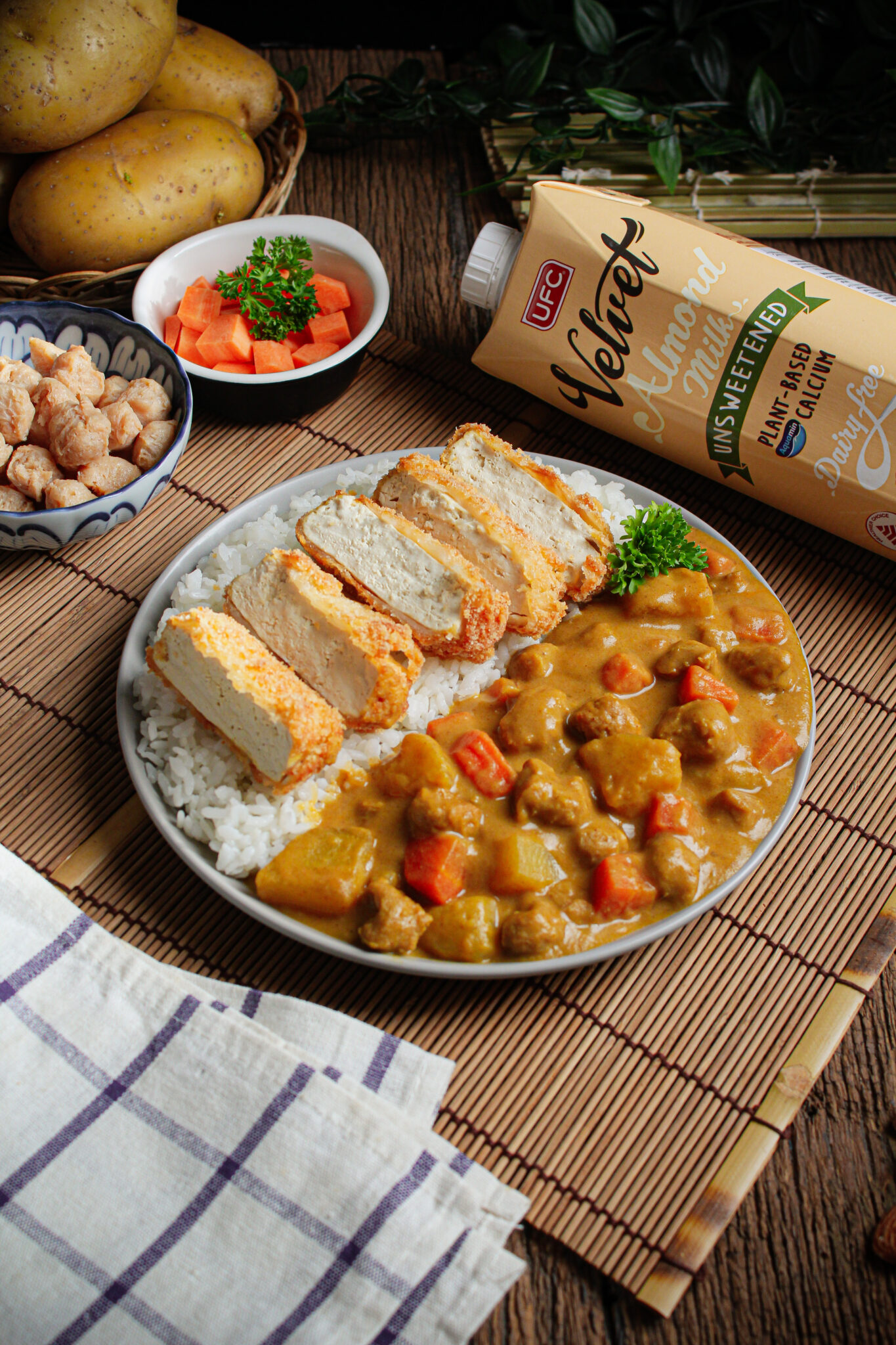 Vegan Japanese Curry UFC REFRESH COCONUT WATER